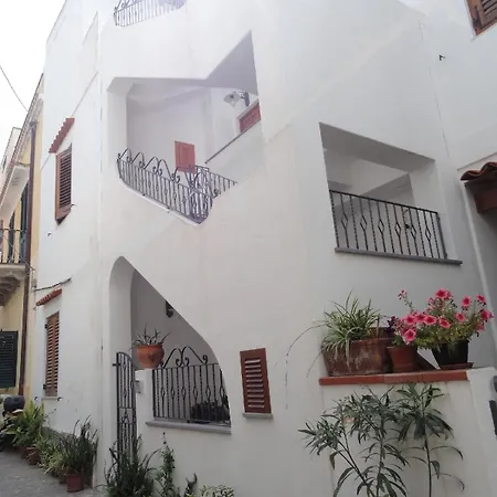 Casaeolia Blues * Canneto (Lipari)