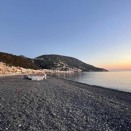 Holiday home Casaeolia Blues